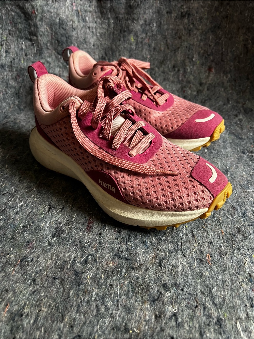 Pink Women's Everywhere sneakers